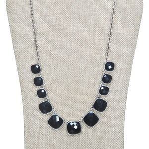 Premier Designs Black and Silver Necklace Faceted Beads